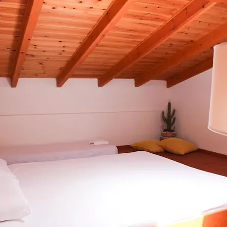 Holiday home Chez Athena/ Vacation For 6 In Chania